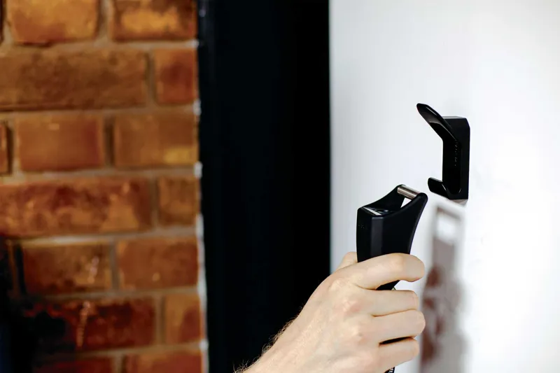 HipLok HOMIE Stay At Home Chain Lock Gold Sold Secure - 10mm x 150cm-3