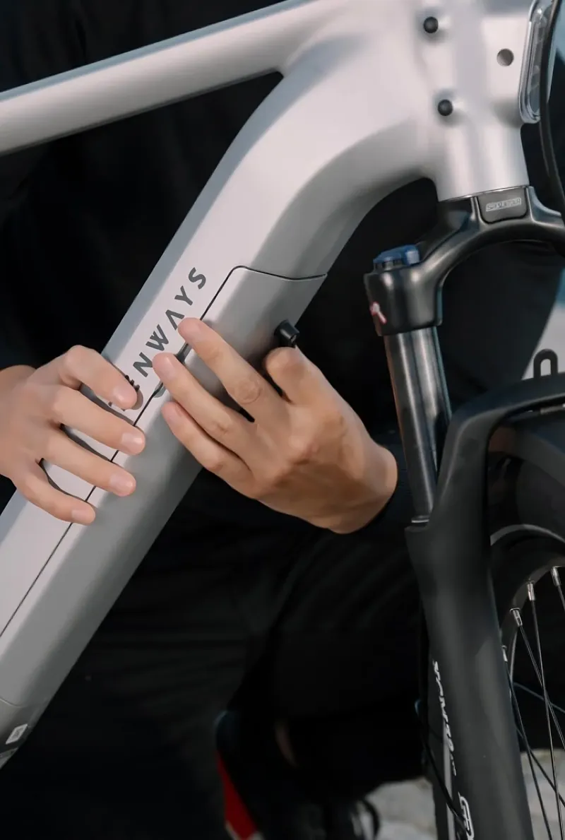 Tenways Ago X 2025 Electric Hybrid Bike - Starlight Silver-5