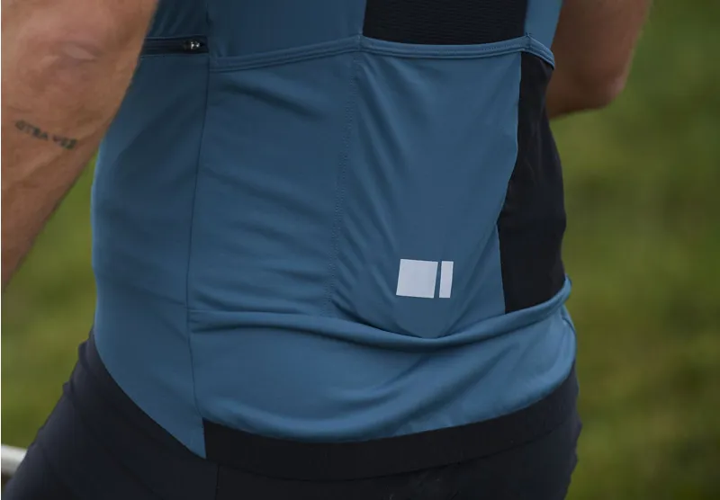 Madison Roam Men's Short Sleeve Jersey - Lake Blue-4