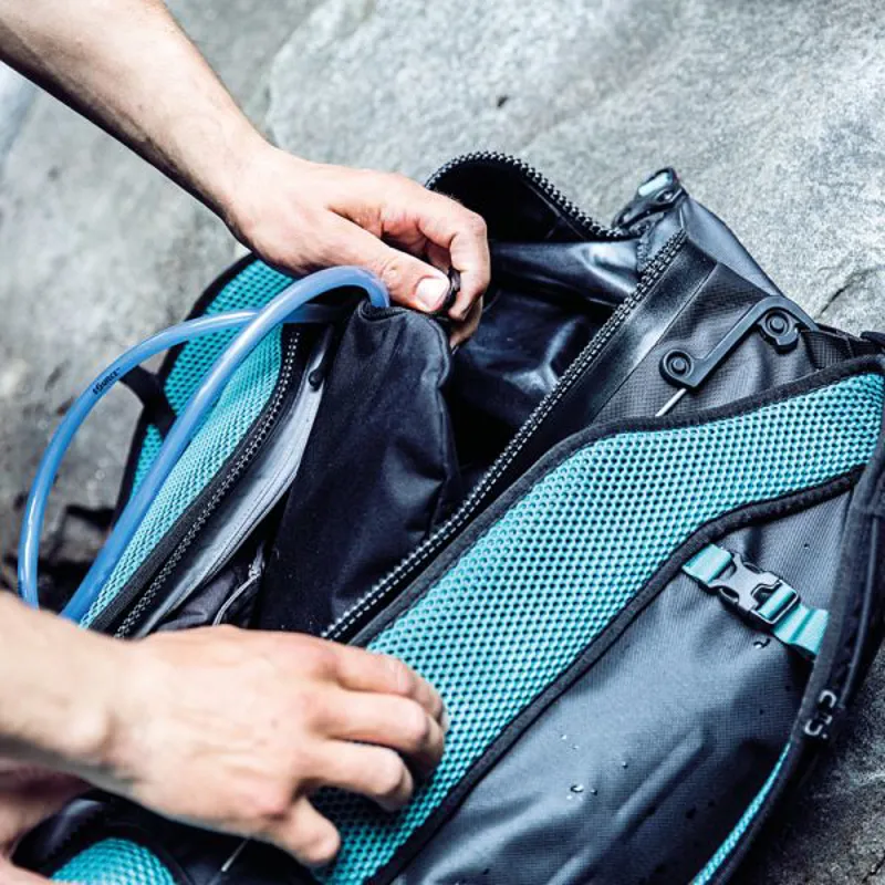 Ortlieb Atrack Hydration-System - 2 Litre-8