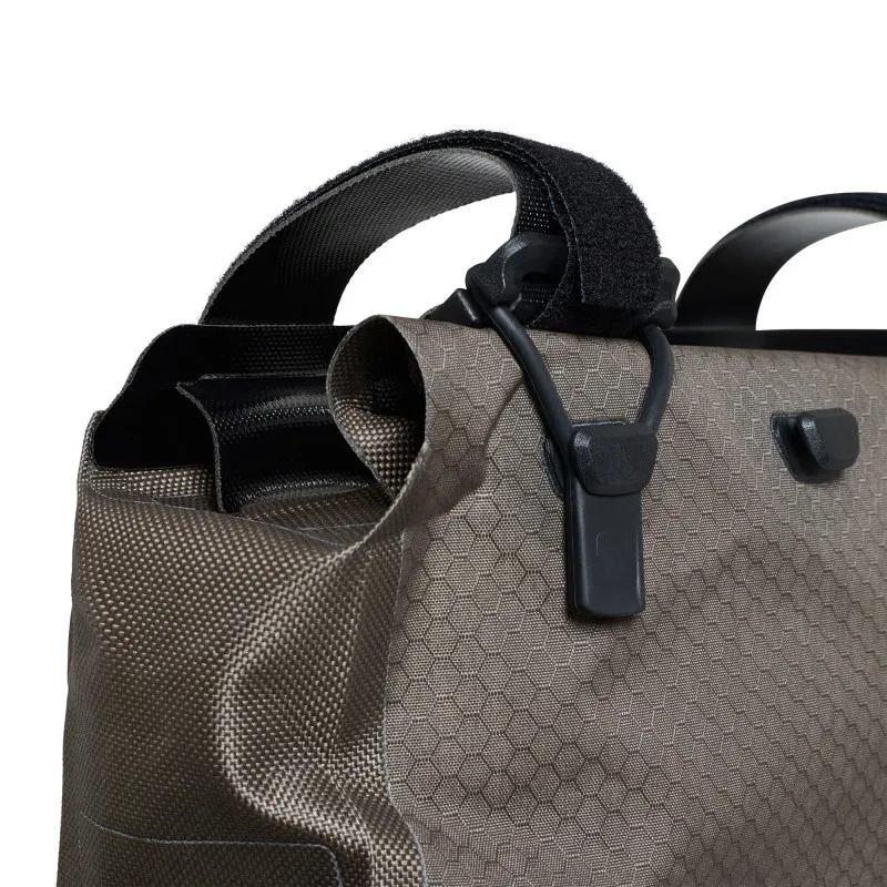 Ortlieb Frame-Pack RC Toptube - 3 Litre - Dark Sand-2