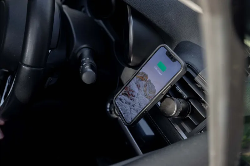 Quad Lock MAG Wireless Charging Head V2-3