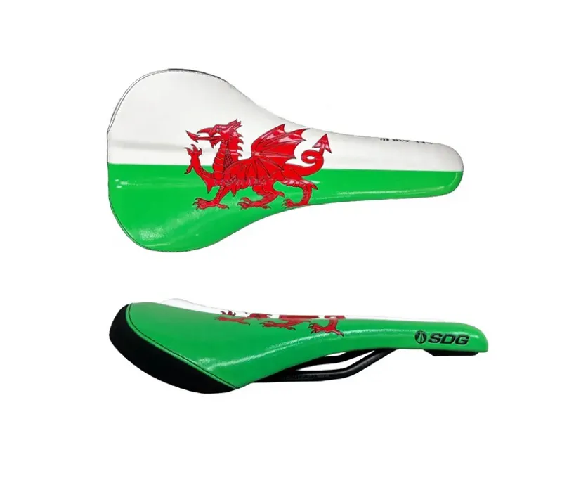 SDG Bel Air V3 Traditional Lux-Alloy Saddle - Welsh Flag