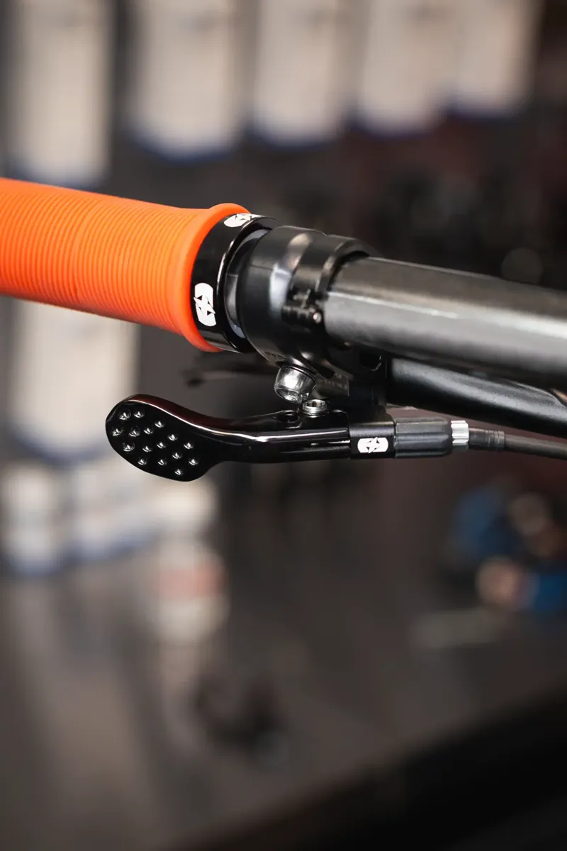 Oxford Evo Descend Dropper Post Lever - Black-1