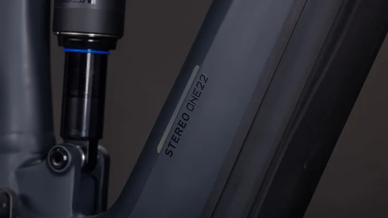 Cube Stereo Hybrid ONE22 Pro 600wh 2026 Electric MTB - Night/Chrome-5