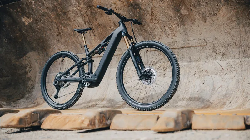 Cube Stereo Hybrid ONE44 HPC AT 800wh 2026 Electric MTB - Carbon/Gold-7