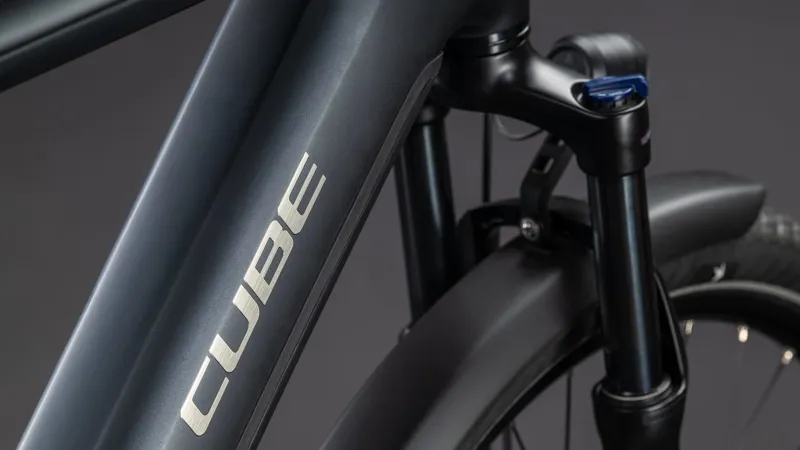 Cube Touring Hybrid ONE 600wh 2026 Electric Hybrid Bike - Coal/Chrome-3