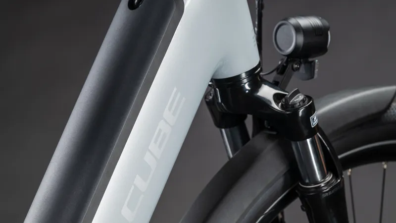 Cube Supreme Hybrid Comfort ONE 600wh 2026 Electric Hybrid Bike - Foggrey/Reflex-3