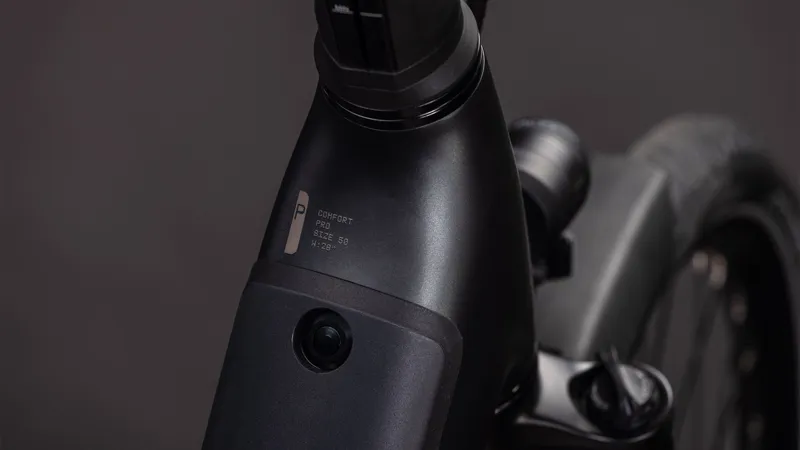 Cube Supreme Hybrid Comfort PRO 600wh 2026 Electric Hybrid Bike - Grey/Chrome-2