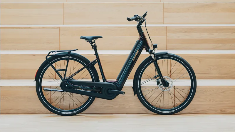 Cube Supreme Hybrid Comfort PRO 600wh 2026 Electric Hybrid Bike - Solareclipse/Gold-7