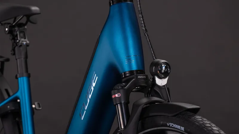 Cube Supreme Hybrid Deluxe PRO 600wh 2026 Electric Hybrid Bike - Electricblue/Chrome-5