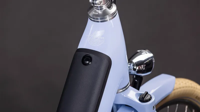 Cube Aruba Hybrid 600wh 2026 Electric Hybrid Bike - Blueblossom/Creme-1