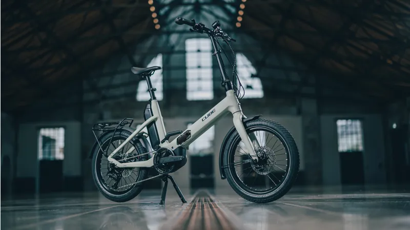 Cube Fold Hybrid 545wh 2026 Folding Electric Bike - Pea/Reflex-6