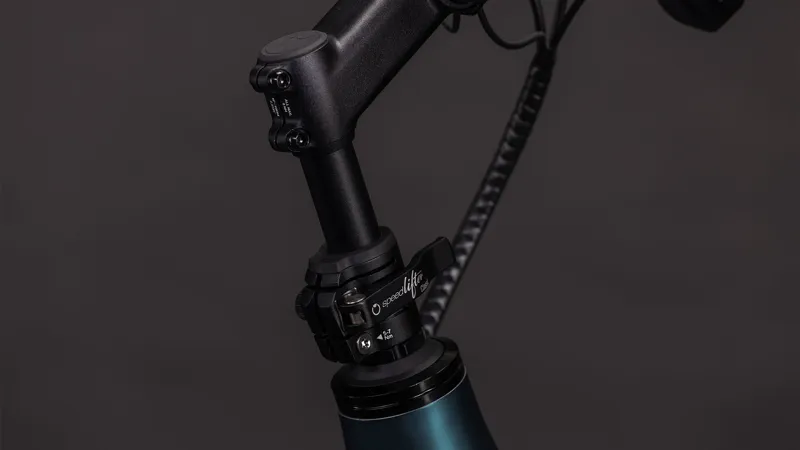 Cube Longtail Hybrid 800wh 2026 Electric Hybrid Bike - Royalgreen/Black-4