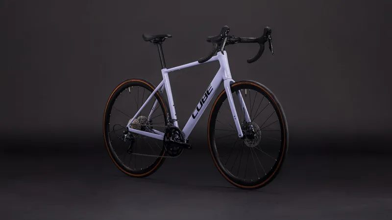 Cube Attain Race 2026 Endurance Road Bike - Cyclamen/Black-1