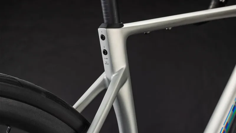 Cube Attain C:62 SLX 2026 Carbon Road Bike - Sleek Grey/Prism-6