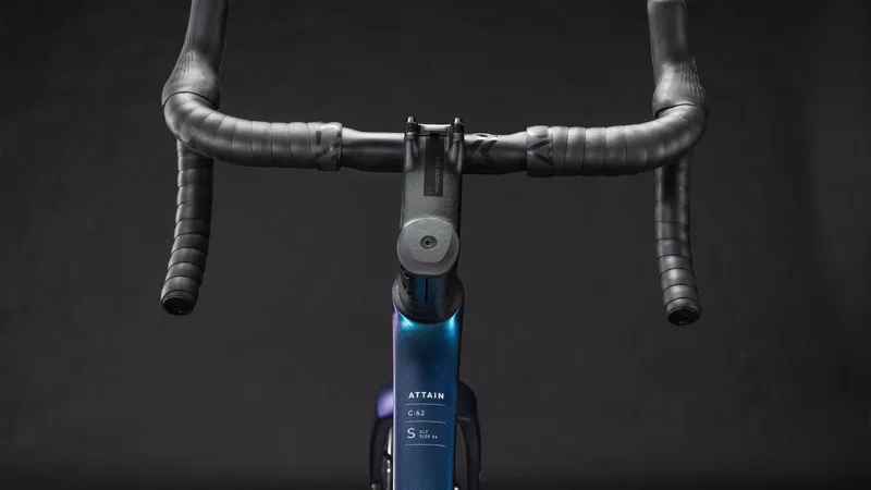 Cube Attain C:62 SLT 2026 Endurance Road Bike - Shiftmint/White-3