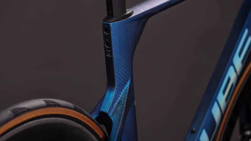 Cube Litening Aero C:68X SLT 2026 Carbon Road Bike - Atlantisgrid/Ice-3