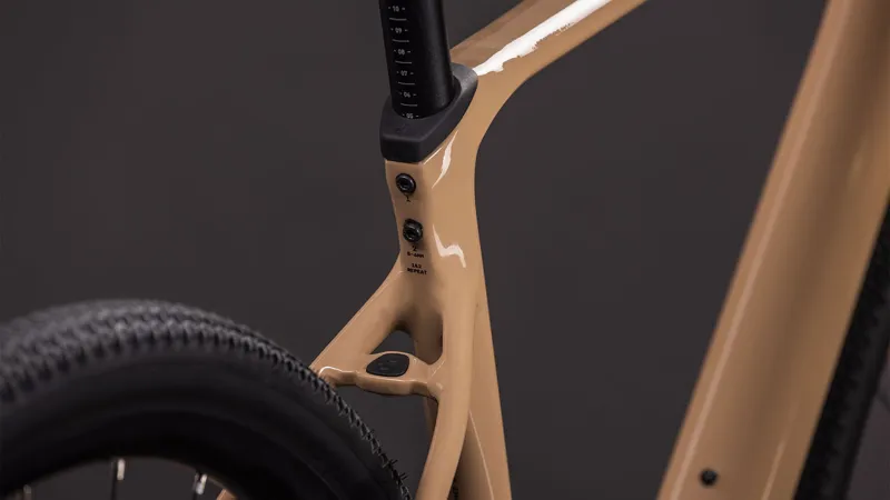 Cube Nuroad Race 2026 Gravel Road Bike - Cappuccino/Black-1