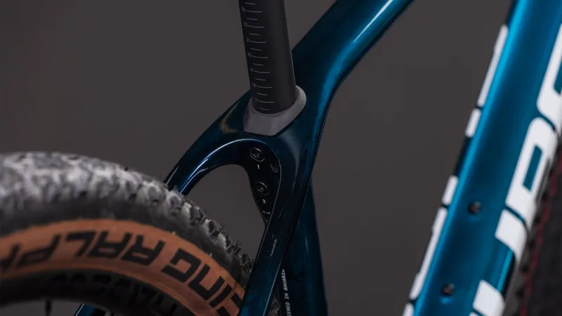 Cube Phenix C:68X Race 29er 2026 Carbon Hardtail Mountain Bike - Chromeblue-4