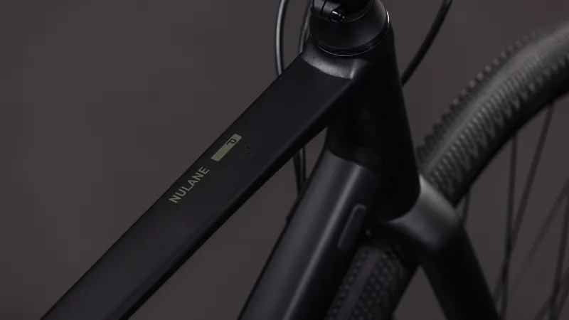 Cube Nulane Pro 2026 Flat Bar Gravel Bike - Grey/Chrome-2