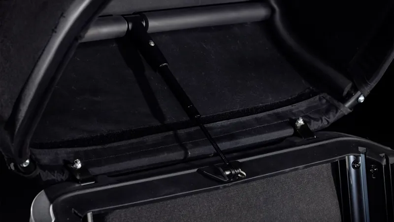 Cube Trike Hybrid Family 750 20/24W 2026 Electric Cargo Bike - White-5