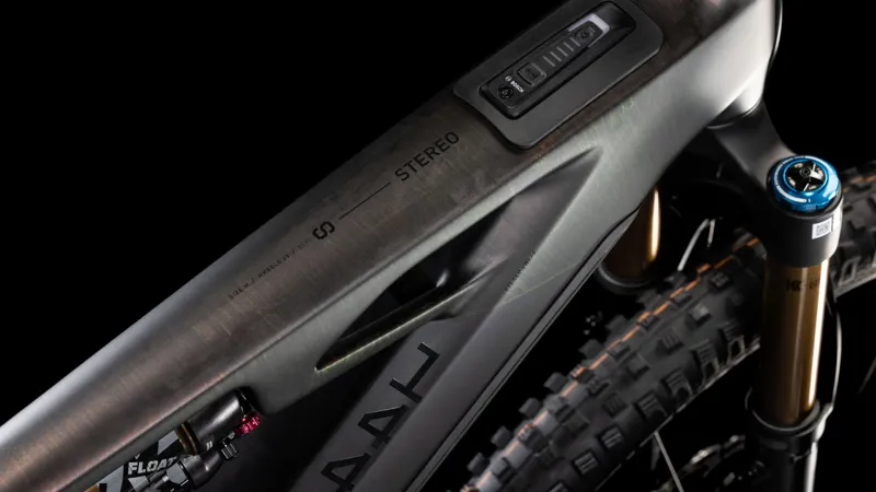 Cube Stereo Hybrid One44 HPC SLT 2025 Electric MTB - Liquid Lava/Black-1