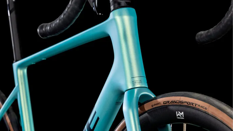 Cube Attain C:62 SLX 2025 Endurance Road Bike - Lagoon/Black-4