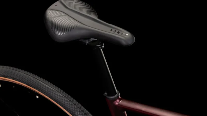 Cube Nuroad Race 2025 Gravel Road Bike - Ruby Red/Gloss-4