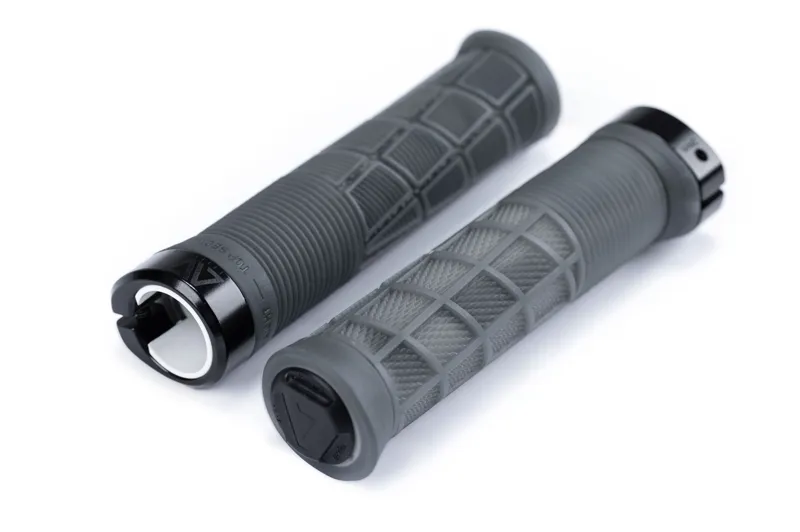 Cube Acid Disrupt MTB Grips - Translucent Black-2