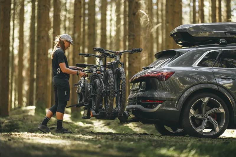 Thule EasyFold 3 3 Bike AcuTight 13-pin Towball Bike Carrier - Black/Silver-4