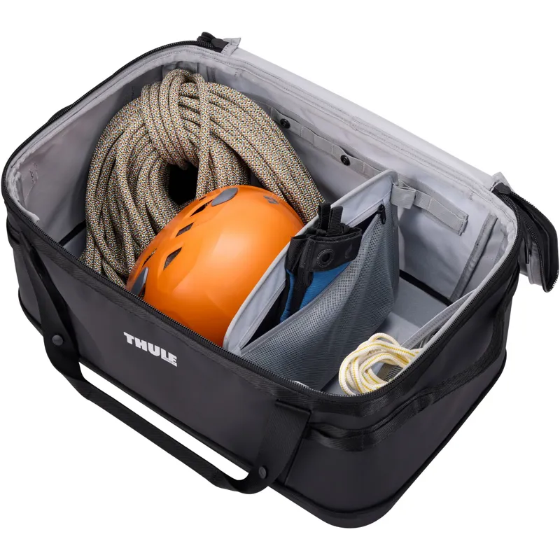Thule Chasm Gear Hauler - 55 Litre - Black-3