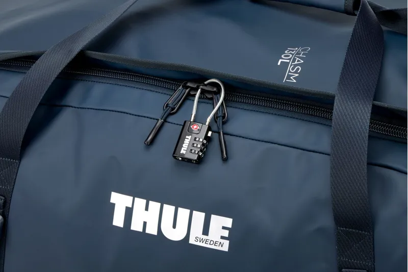 Thule Chasm Recycled Duffel Bag - 130 Litre - Darkest Blue-11