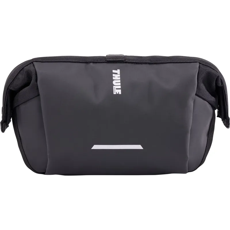 Thule Chasm Handlebar Bag - 2 Litre - Black-1