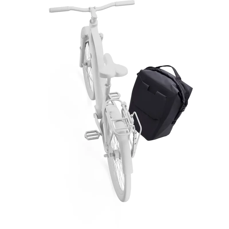 Thule Shield Pannier with InLock - 22 Litre - Black-5