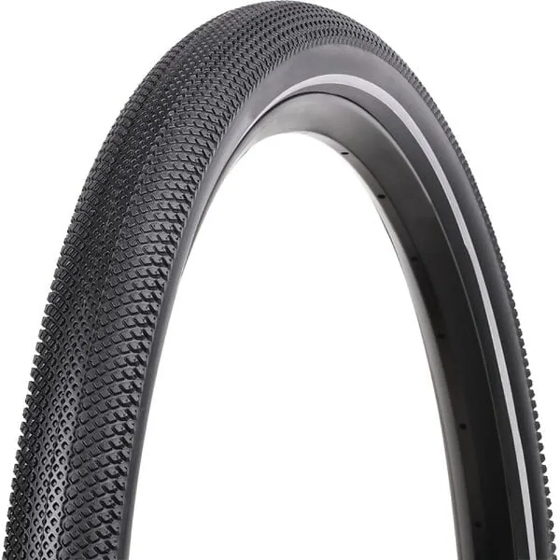 Nutrak Speedster with Puncture Belt/Reflective Stripe Gravel Tyre - 700x40c - Black