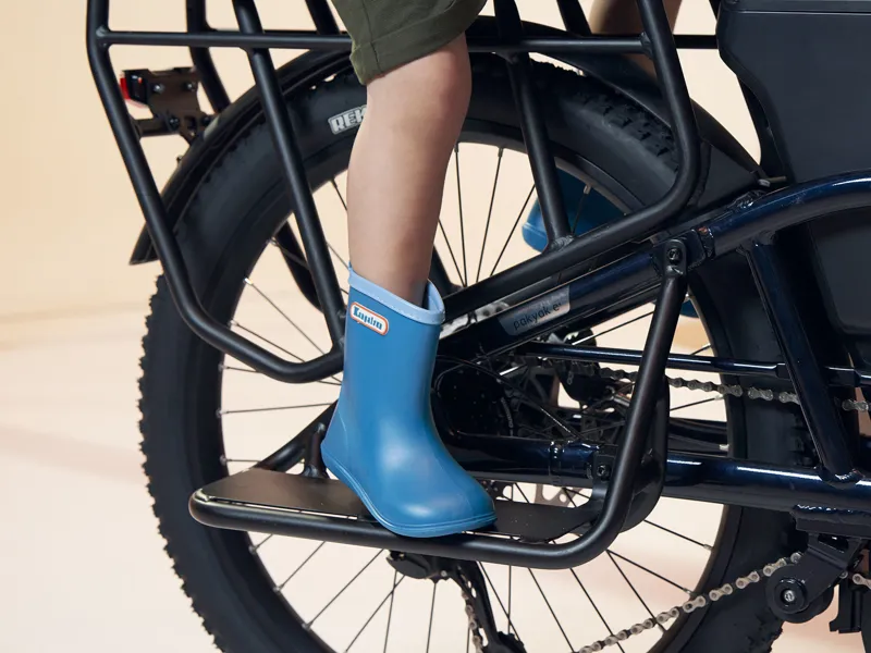 Momentum PakYak E+ Foot Rest Set - Black-3