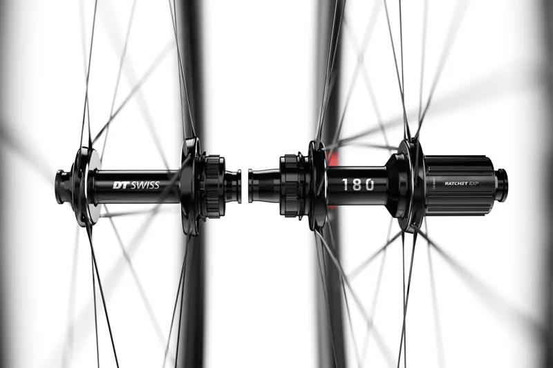 DT Swiss ARC 1100 DICUT Disc WTS Carbon 55 x 22mm Rim + Tyre Front Wheel-2