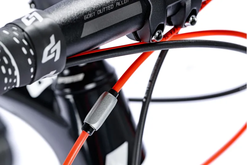 Lapierre Sensium 300 2018 Road Bike - Black/White-3