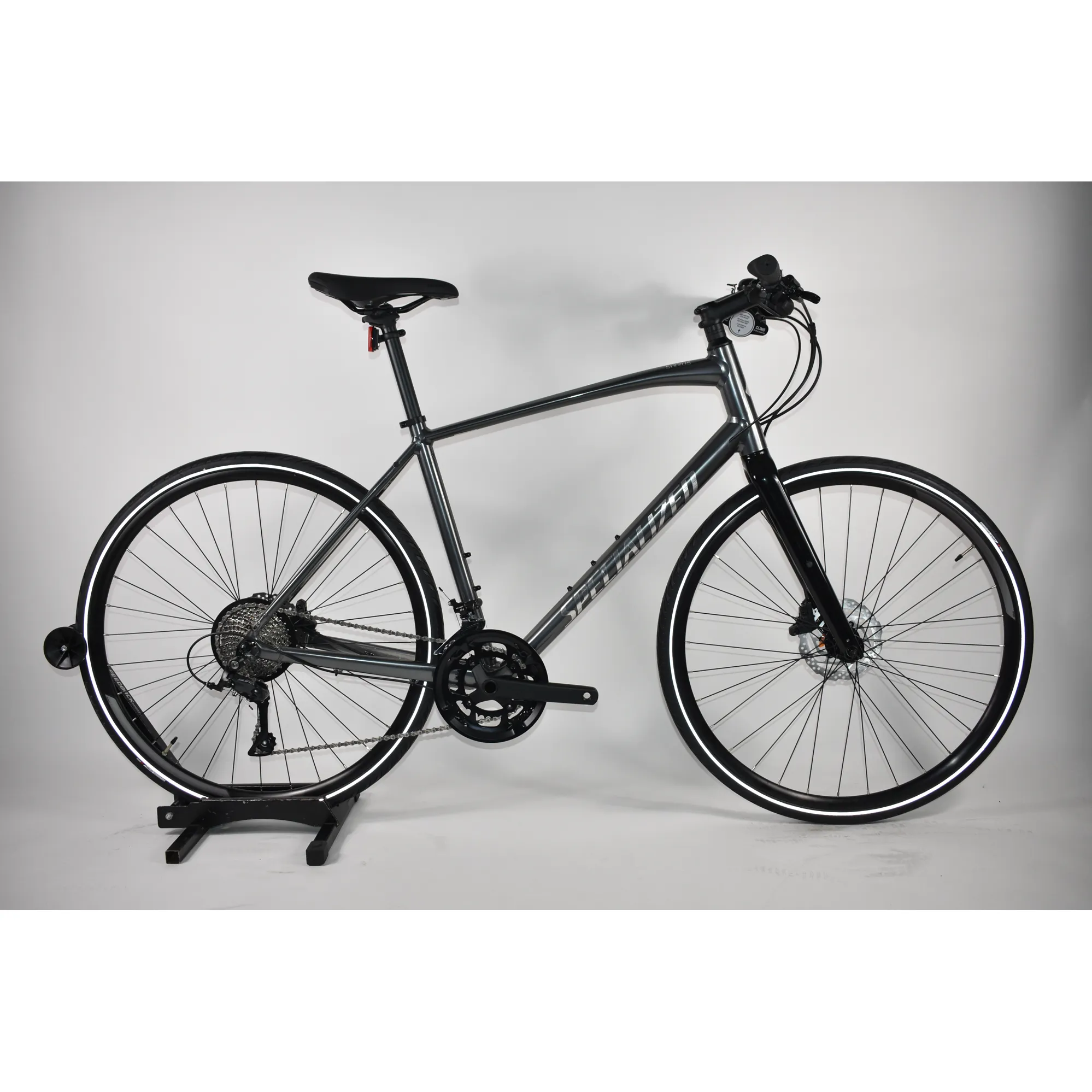 Nearly New 2019 Specialized Sirrus Sport Mens Hybrid Bike Large