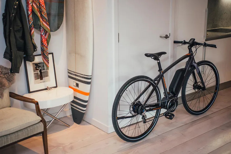 Raleigh Strada E Crossbar Alfine 2019 Electric Urban Bike - Black-5