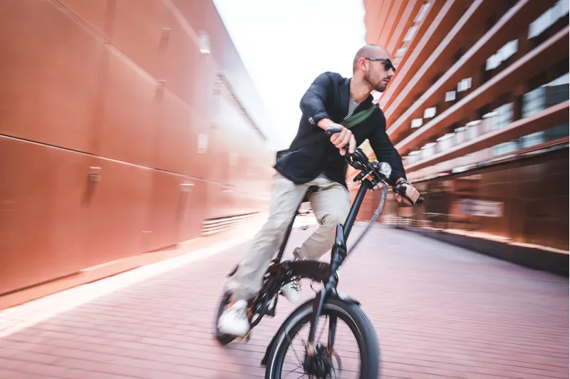 Tern Verge S8i 2019 Folding Bike - Matt Black/Silver - 20 inch Wheel-4