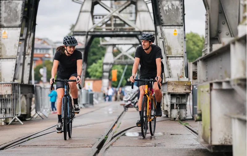 Genesis Day One 10 2019 Road Bike - Yellow-11