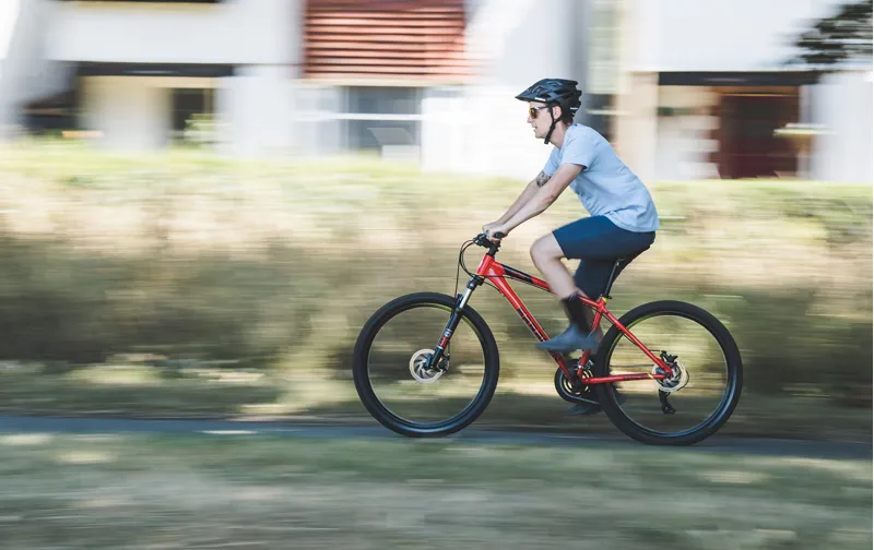 Saracen Tufftrax 27.5 2019 Hardtail Mountain Bike - Red-9