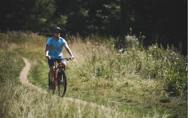 Saracen Tufftrax 27.5 2019 Hardtail Mountain Bike - Red-7