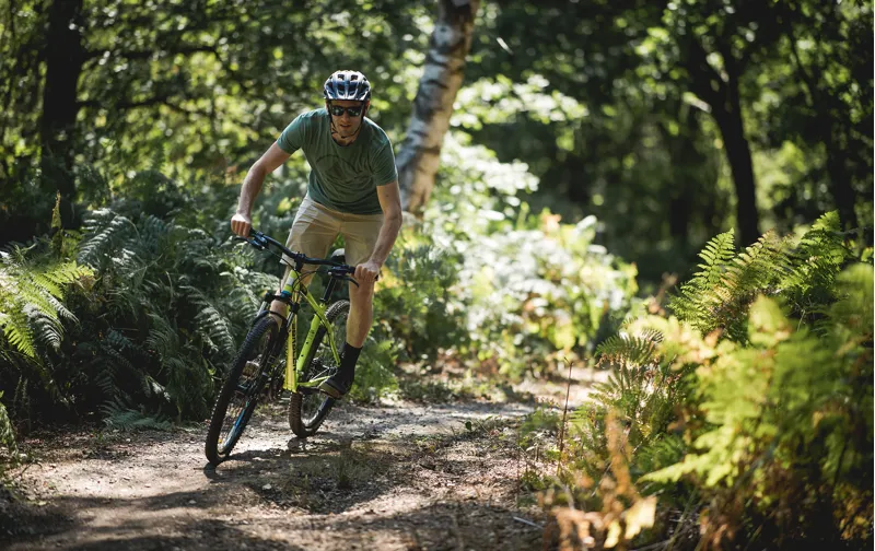 Saracen Tufftrax 27.5 2019 Hardtail Mountain Bike - Lime-9