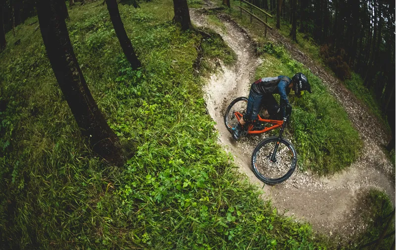 Saracen Myst AL 27.5 2019 Downhill Mountain Bike - Orange-10