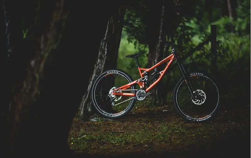 Saracen Myst AL 27.5 2019 Downhill Mountain Bike - Orange-8
