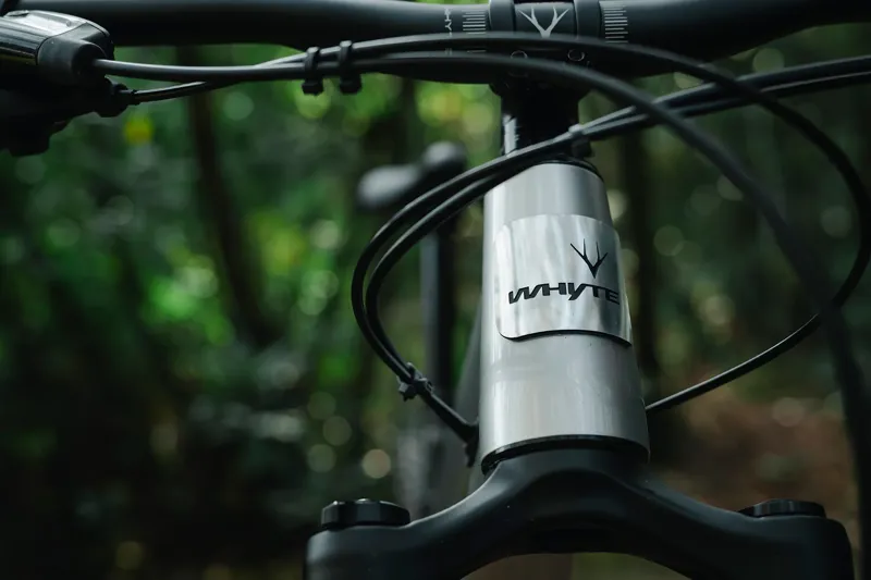 Whyte 629 29er 2024 Hardtail Mountain Bike - Gloss Silver-4