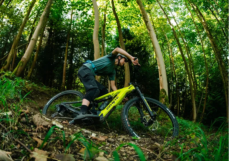 Whyte E-160 S 29er/27.5 inch 2024 Electric Mountain Bike - Gloss Lime-8